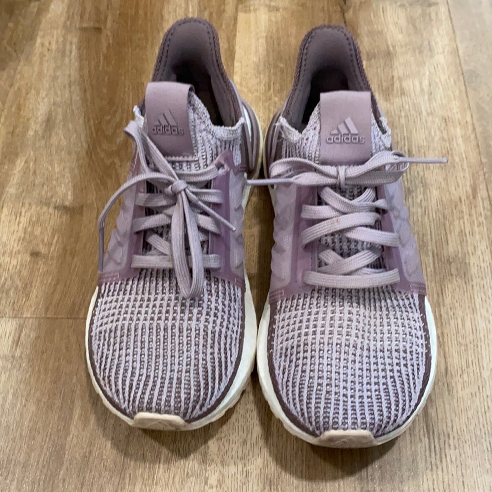 Women’s ultraboost 5.5 purple